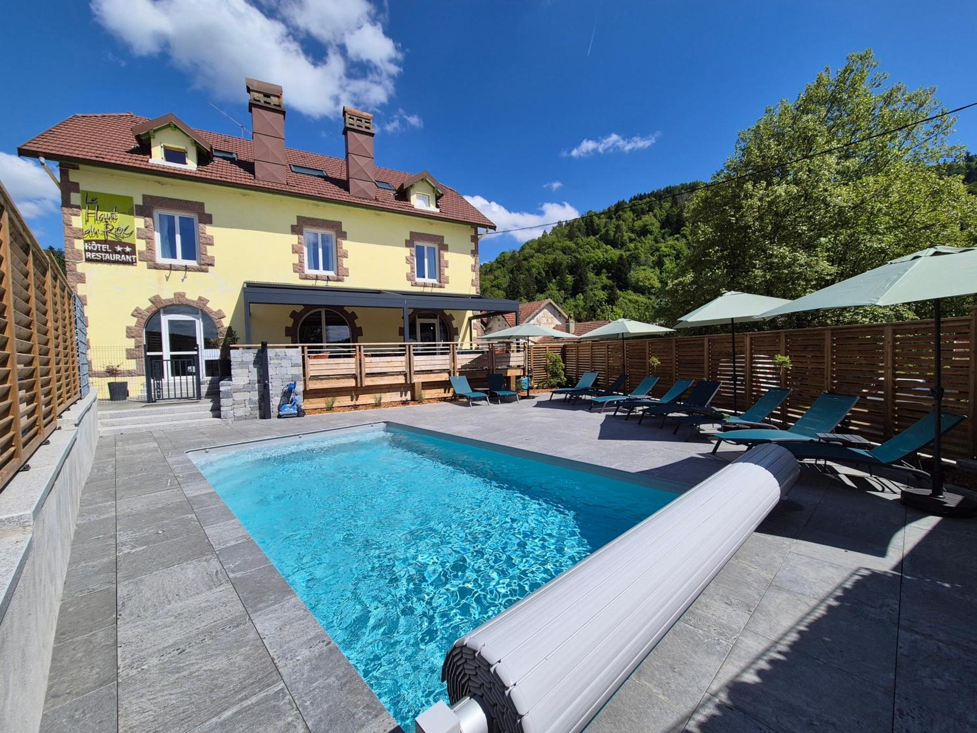 Hotel Restaurant Du Haut Du Roc Basse-sur-le-Rupt Dış mekan fotoğraf